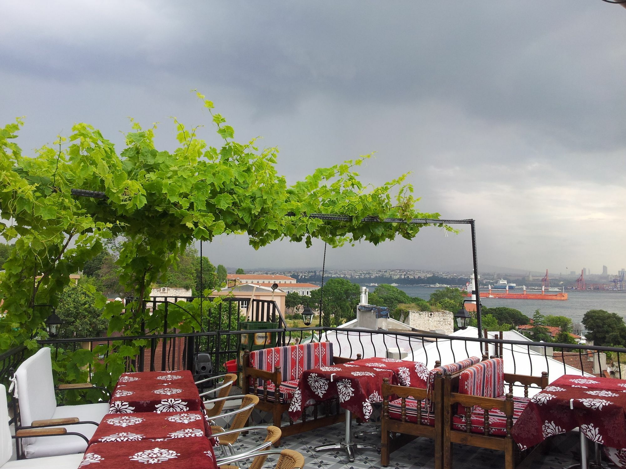 Metropolis Hostel & Guest House Provincia di Provincia di Istanbul Esterno foto