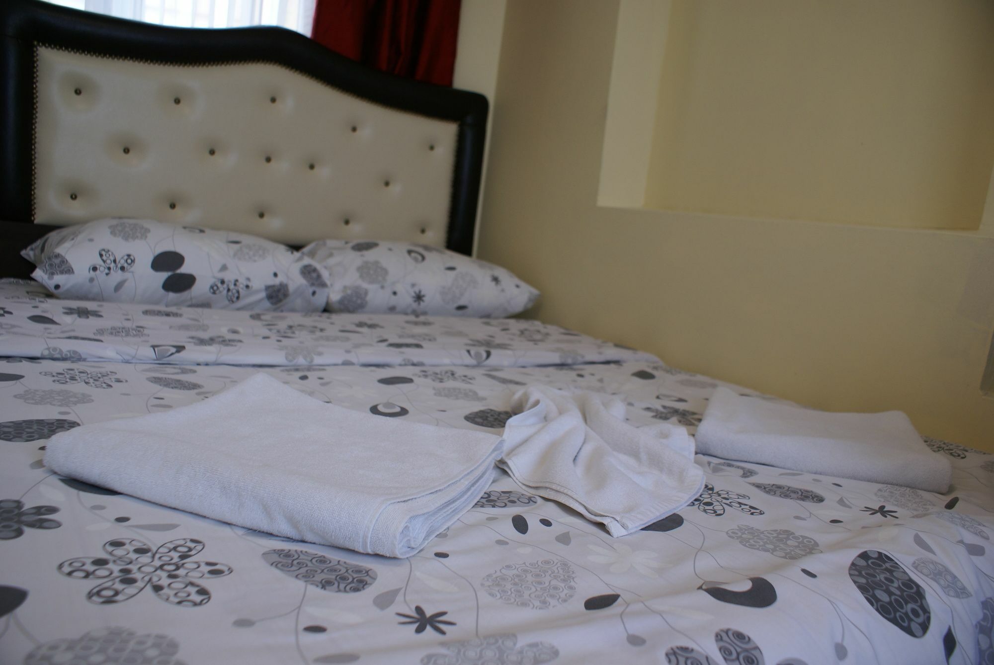 Metropolis Hostel & Guest House Provincia di Provincia di Istanbul Esterno foto