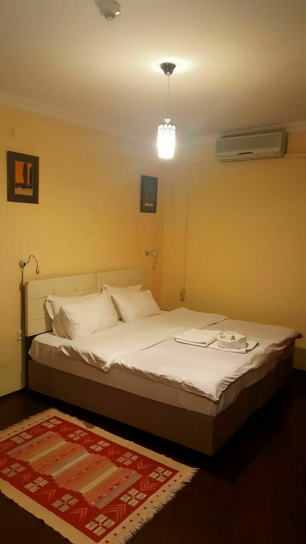 Metropolis Hostel & Guest House Provincia di Provincia di Istanbul Esterno foto